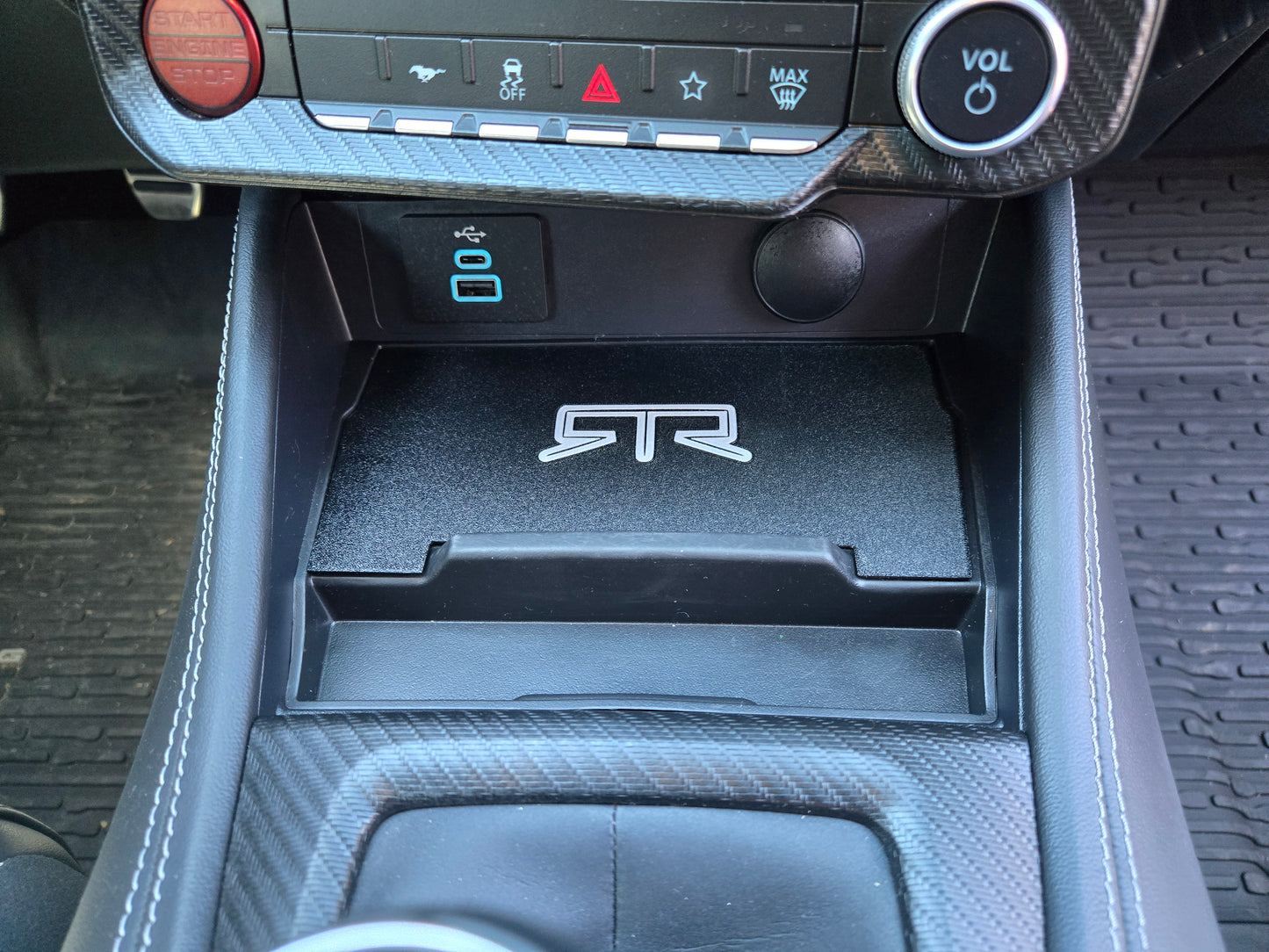 Ford 2024+ Dash Cubby Pad for Wireless Charger- RTR Logo
