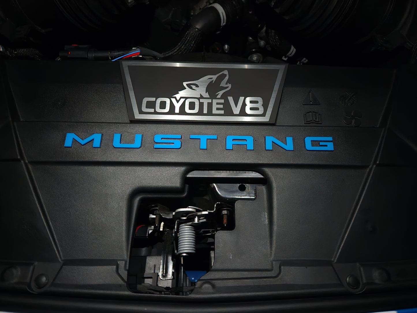 COYOTE V8 Badge – 2024+ Ford Mustang