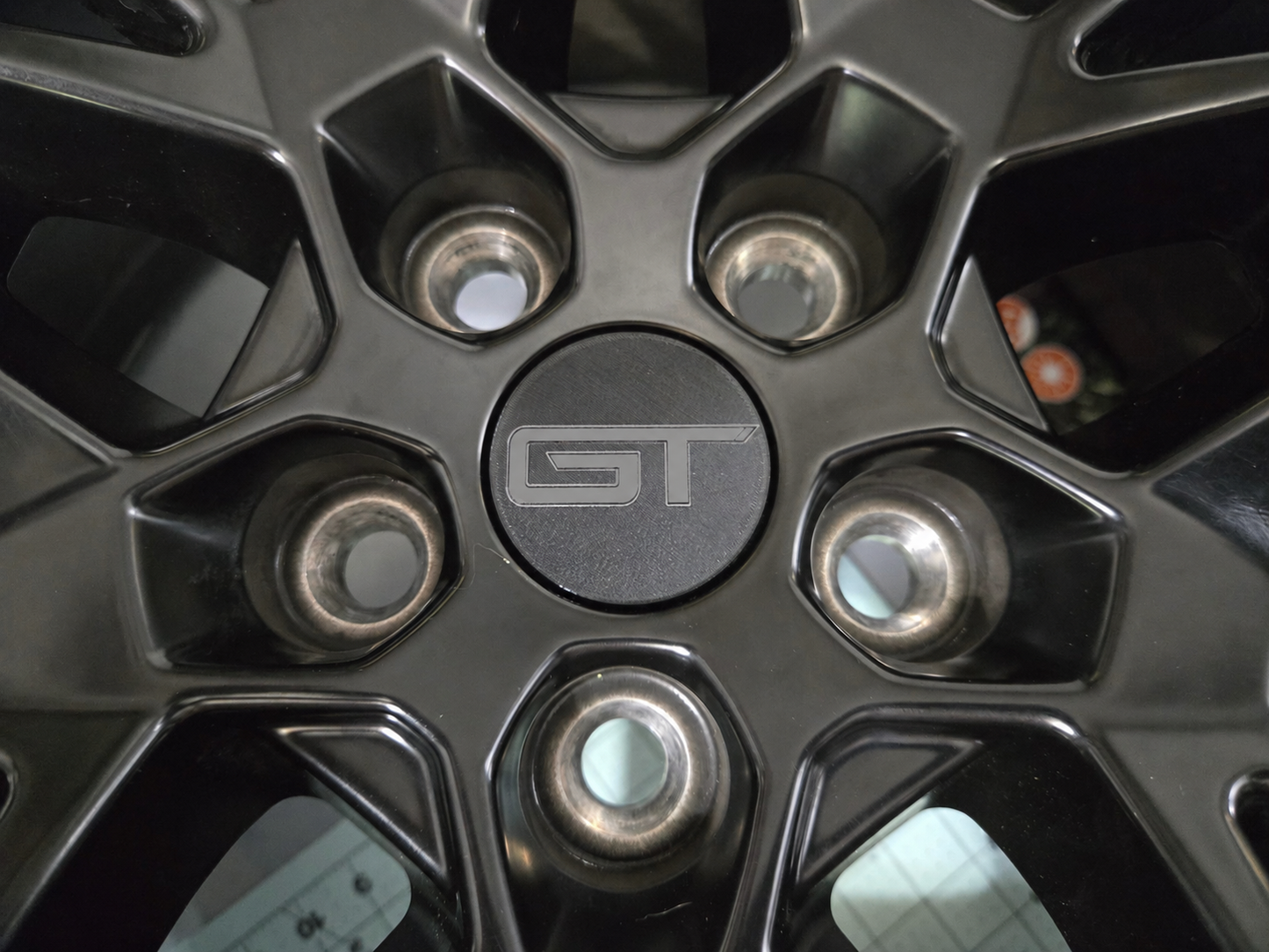 Mustang GT logo OEM-Style Wheel Center Caps – Set of 4